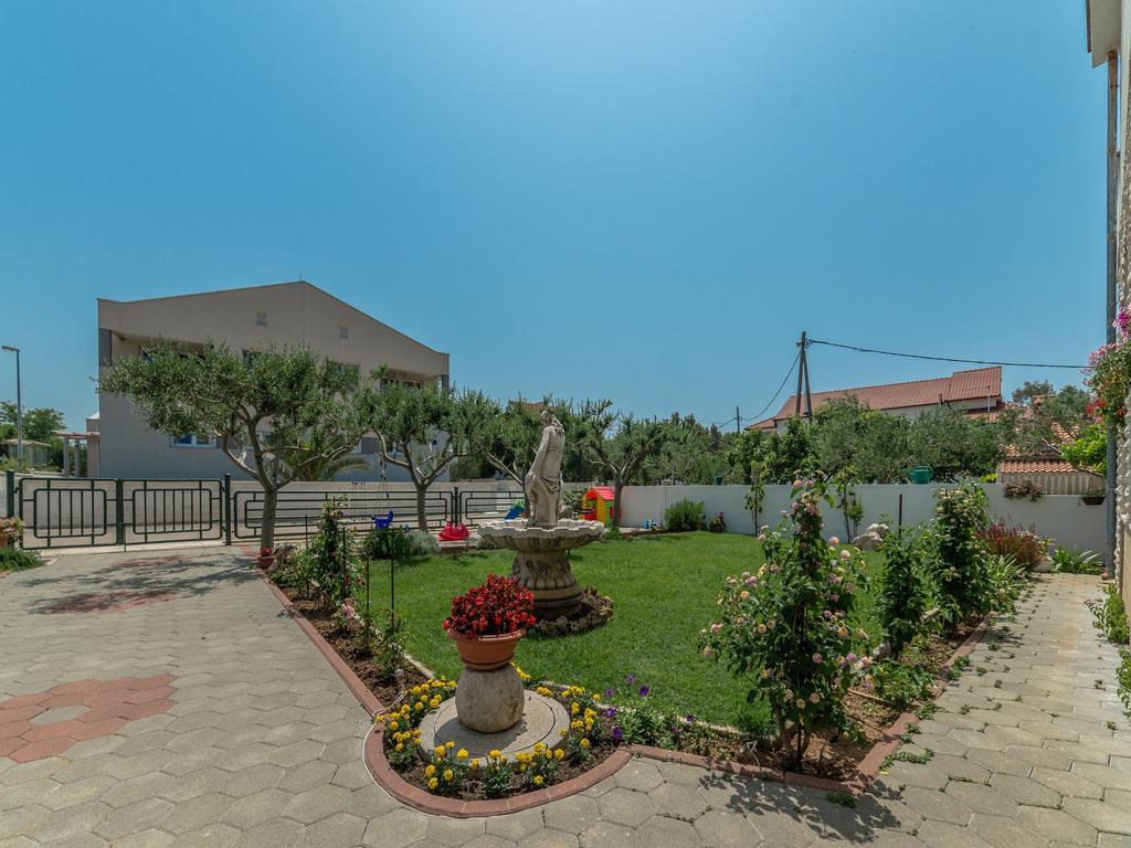 Apartments Dalmatia (Adults Only) Privlaka  Exterior foto